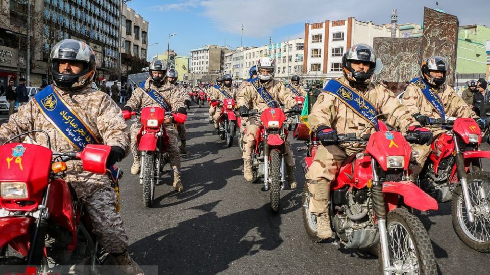 رژه موتور سواران نیرو‌های مسلح