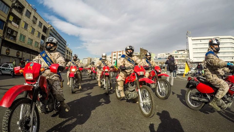 رژه موتور سواران نیرو‌های مسلح