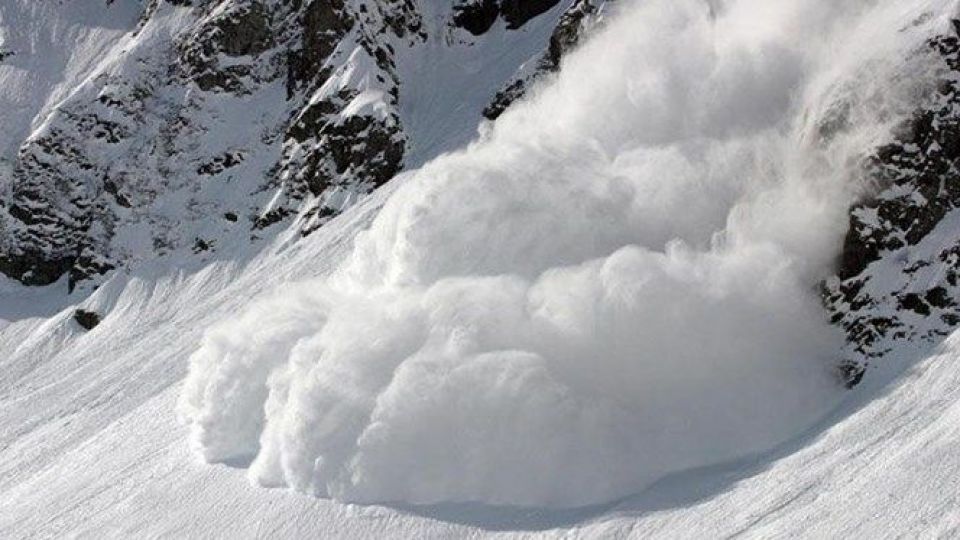 تازهترین پیشبینی وضعیت هوا/ خطر سقوط بهمن در جادههای شمال تازهترین پیشبینی وضعیت هوا/ خطر سقوط بهمن در جادههای شمال