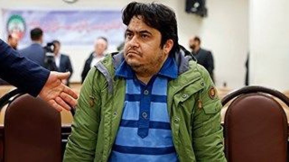 روحالله زم: بعد از مکرون سنگینترین تیم حفاظت برای من بود/ افشای اسامی موسسین آمدنیوز روحالله زم: بعد از مکرون سنگینترین تیم حفاظت برای من بود/ افشای اسامی موسسین آمدنیوز