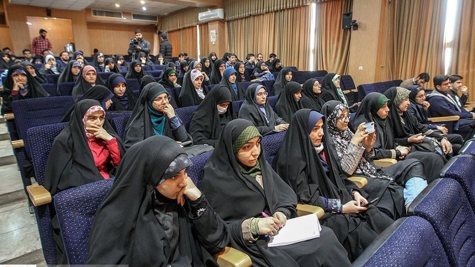 مناظره انتخابات مجلس در دانشگاه اصفهان