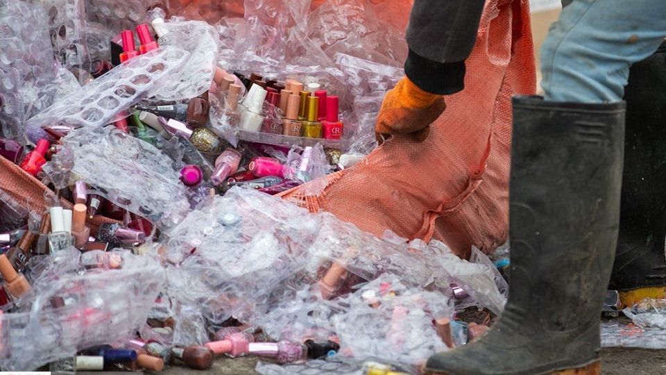 امحای ۴۰۰ تن مواد غذایی و کالای سلامت