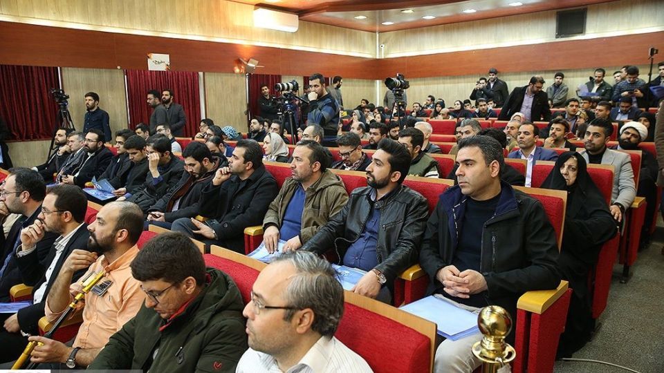 همایش «مجلس و اقتصاد دانش‌بنیان» با حضور قالیباف