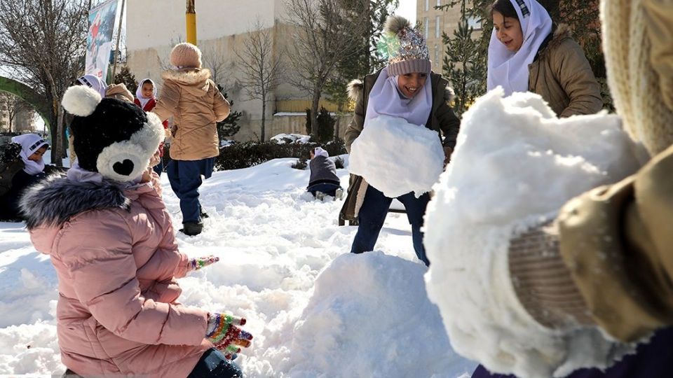 جشنواره تندیس‌های برفی در اردبیل
