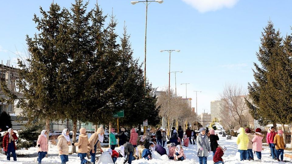 جشنواره تندیس‌های برفی در اردبیل