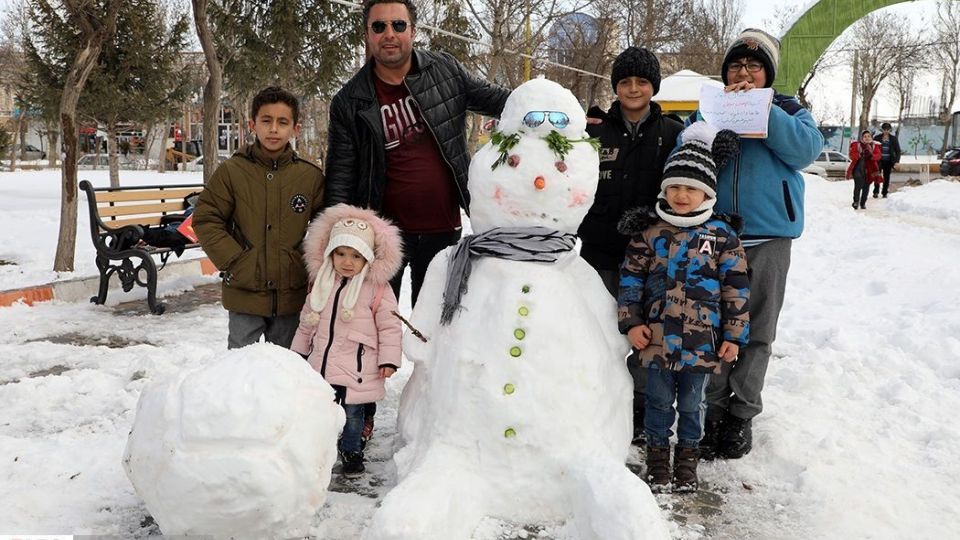 جشنواره تندیس‌های برفی در اردبیل