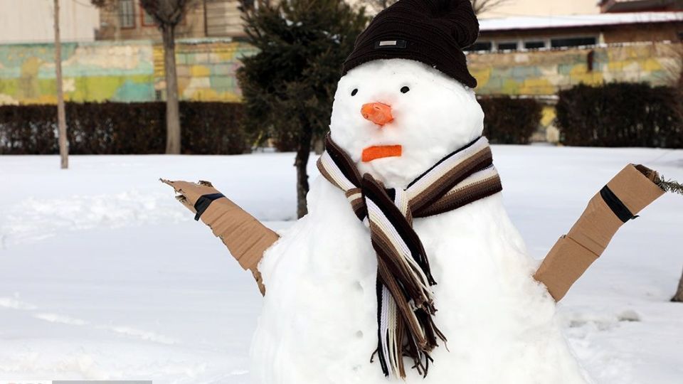 جشنواره تندیس‌های برفی در اردبیل