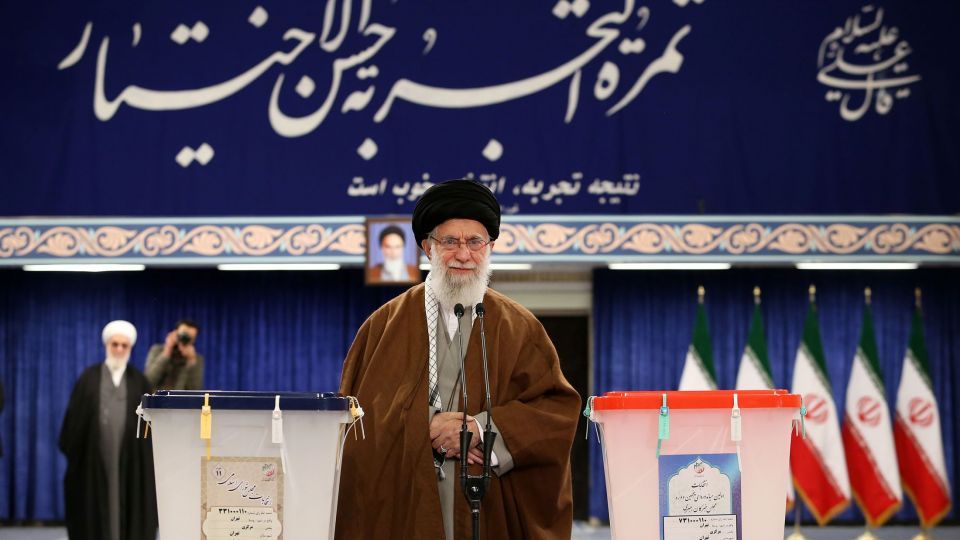  اخذ رأی از حضرت آیت الله خامنه‌ای 