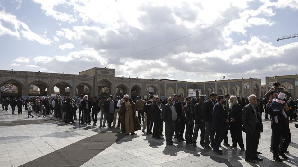 انتخابات مجلس شورای اسلامی و مجلس خبرگان در قم و مشهد
