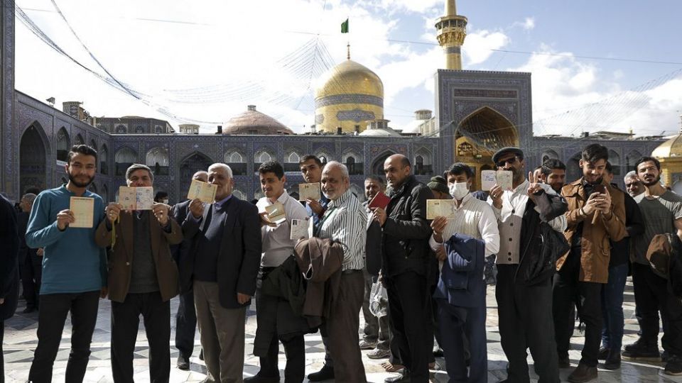 انتخابات مجلس شورای اسلامی و مجلس خبرگان در قم و مشهد