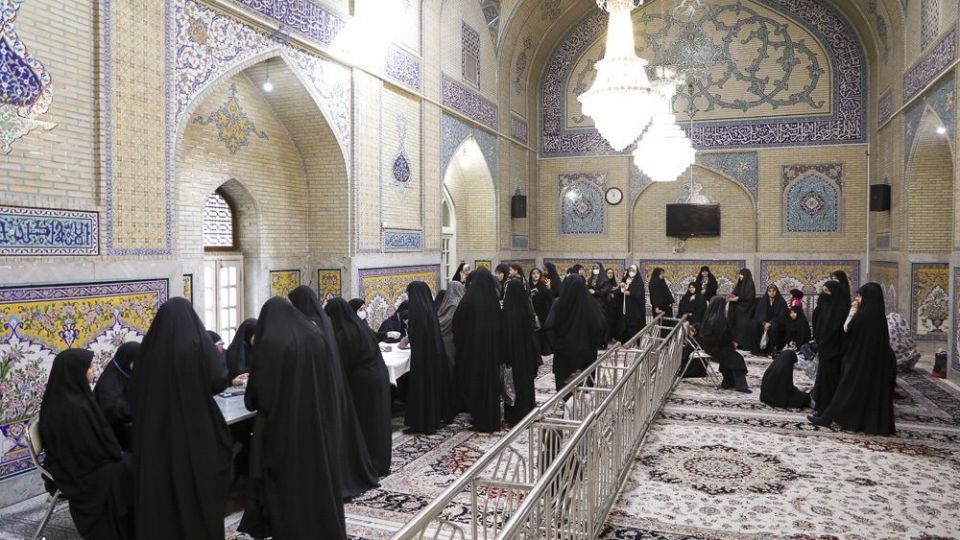 انتخابات مجلس شورای اسلامی و مجلس خبرگان در قم و مشهد
