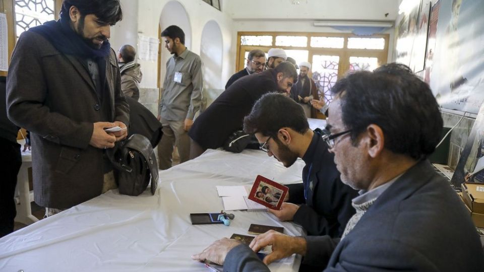 انتخابات مجلس شورای اسلامی و مجلس خبرگان در قم و مشهد