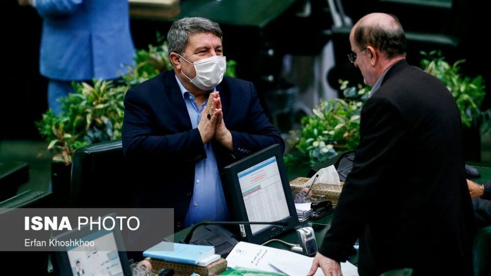 مقابله با ویروس کرونا در صحن علنی مجلس شورای اسلامی