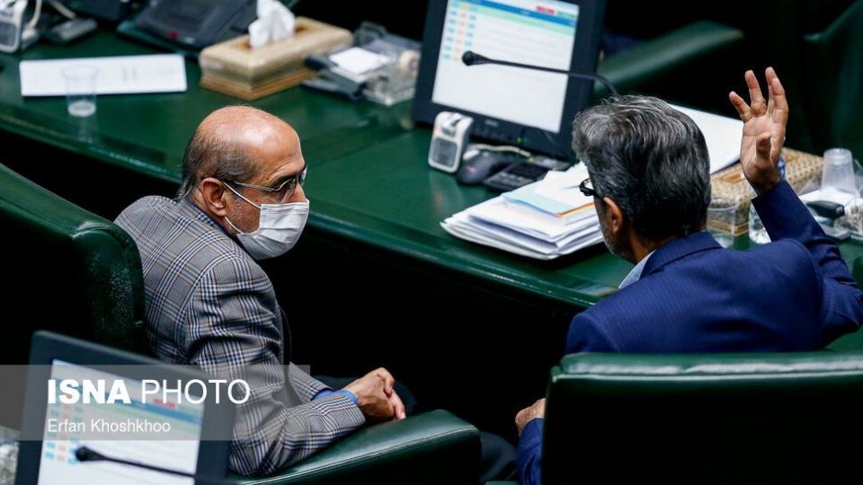 مقابله با ویروس کرونا در صحن علنی مجلس شورای اسلامی