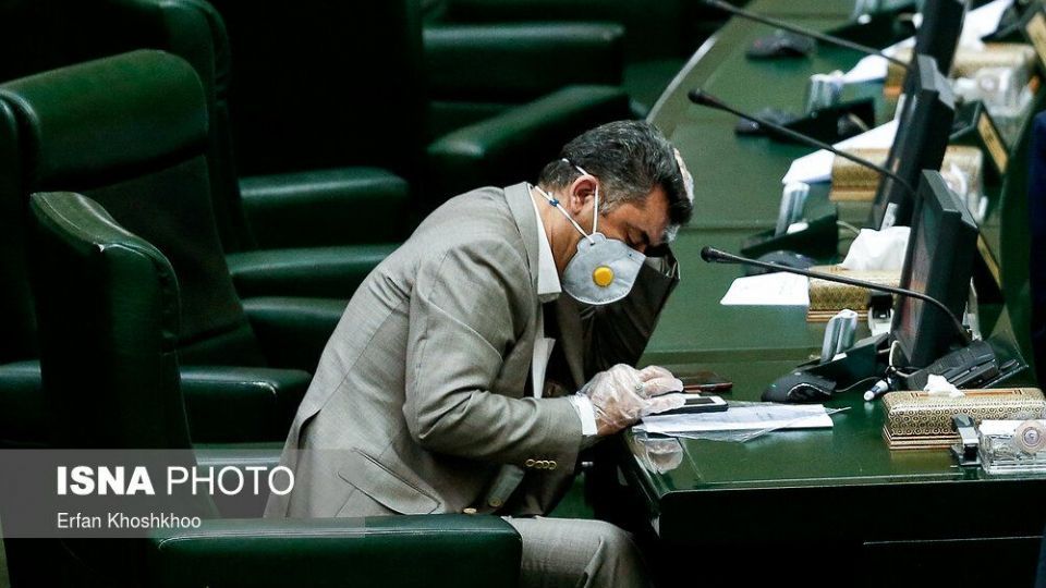 مقابله با ویروس کرونا در صحن علنی مجلس شورای اسلامی