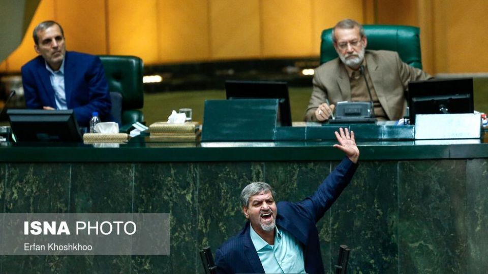 مقابله با ویروس کرونا در صحن علنی مجلس شورای اسلامی