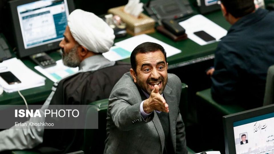 مقابله با ویروس کرونا در صحن علنی مجلس شورای اسلامی