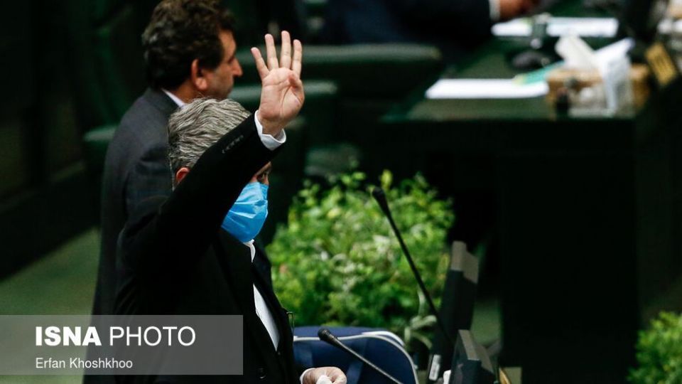 مقابله با ویروس کرونا در صحن علنی مجلس شورای اسلامی