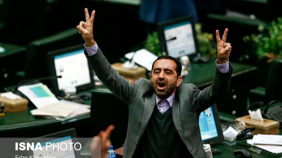 مقابله با ویروس کرونا در صحن علنی مجلس شورای اسلامی