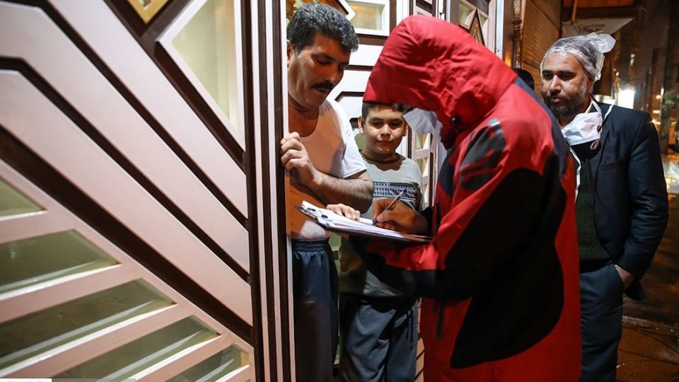 بسته بندی و توزیع ۵۰ هزار بسته بهداشتی در قم