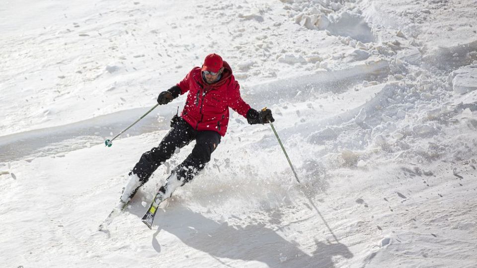 پیست اسکی «تاریک دره» همدان