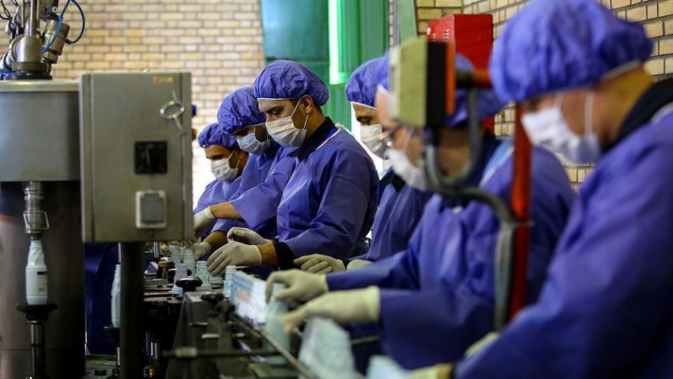 افتتاح خط تولید ماسک و مواد ضد عفونی در پالایشگاه نفت پارس