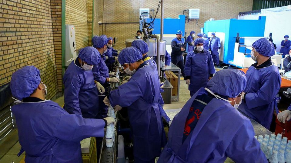 افتتاح خط تولید ماسک و مواد ضد عفونی در پالایشگاه نفت پارس