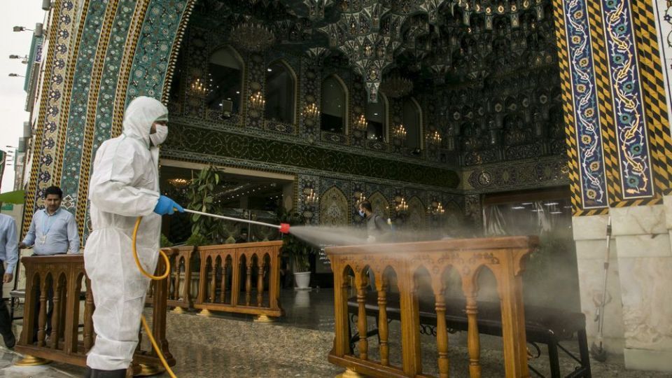 عملیات ضدعفونی در کربلای معلی