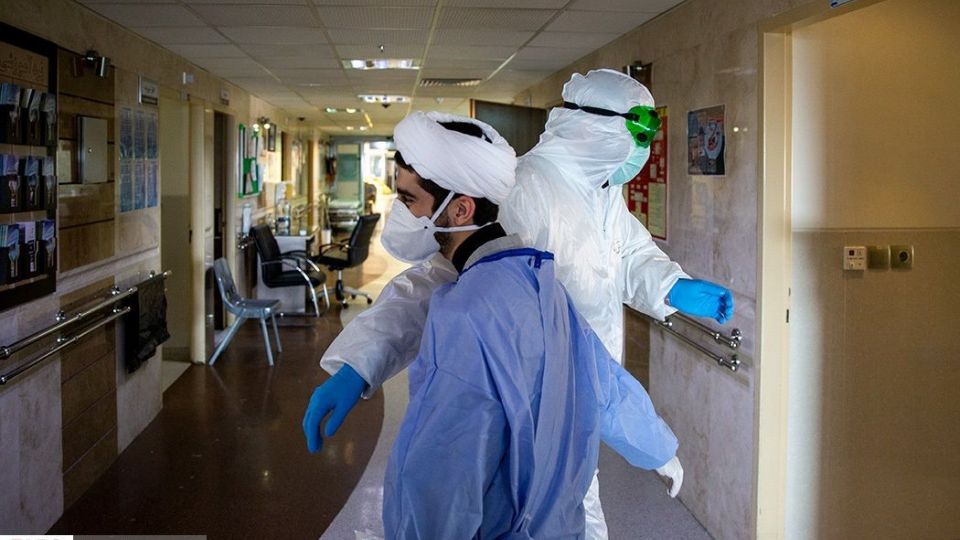 تحویل سال نو در بخش کرونای بیمارستان بقیه الله (عج)