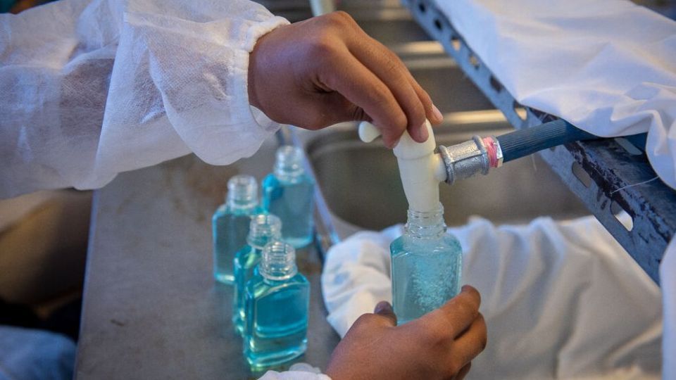 تولید ماسک و ژل ضدعفونی