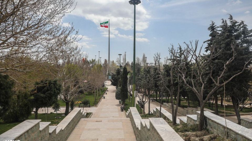 سکوت پارک های تهران در سیزده فروردین‌
