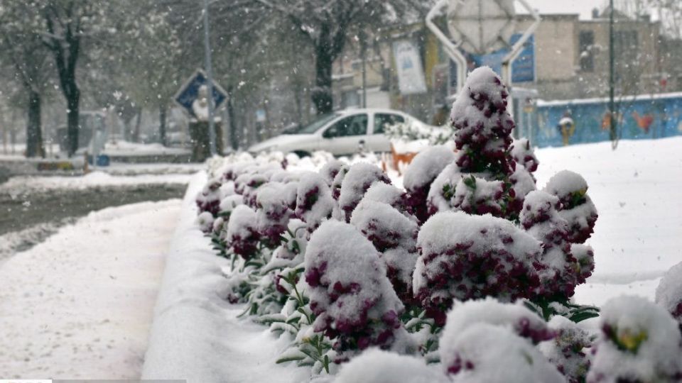 بارش اولین برف بهاری در قوچان