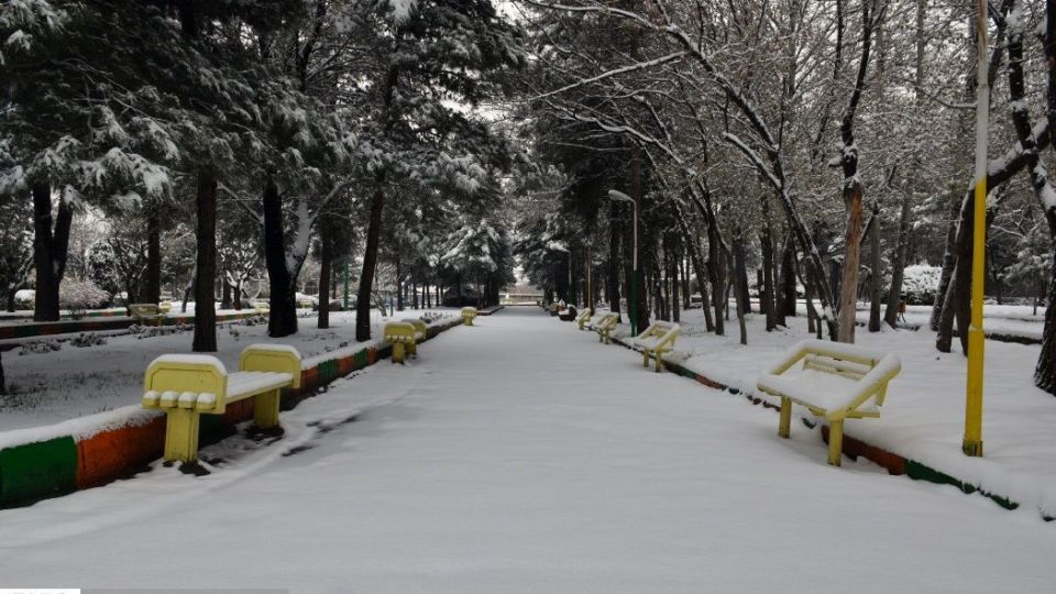 بارش اولین برف بهاری در قوچان