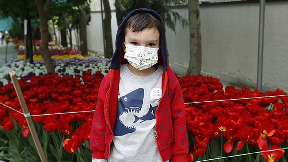 لاله‌ای برای مادران