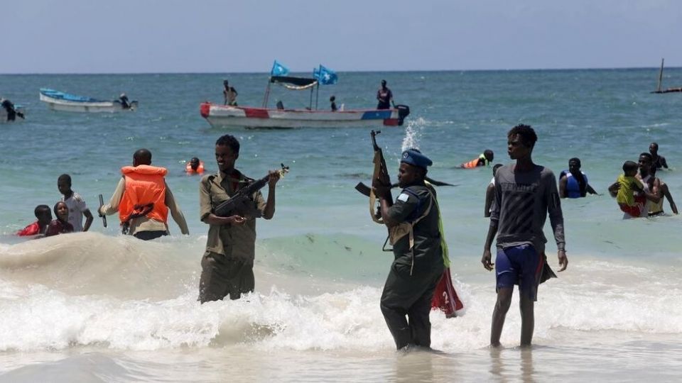 برخورد پلیس با نقض کنندگان قرنطینه در کشورهای مختلف