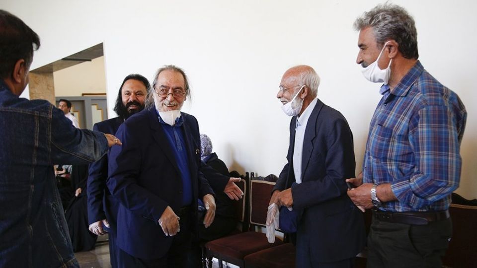 کمک مومنانه اصحاب فرهنگ و هنر