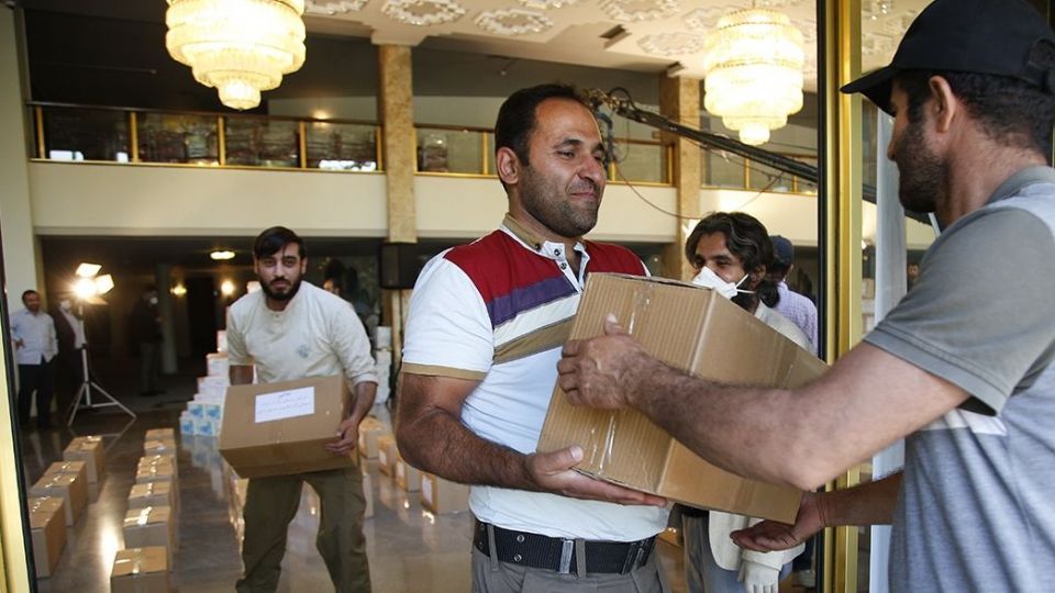 کمک مومنانه اصحاب فرهنگ و هنر