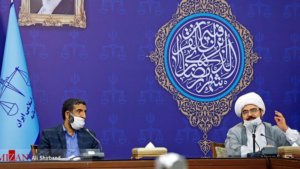 نشست رئیس قوه قضائیه با نهاد‌های مردمی و تجلیل از گروه‎های جهادی