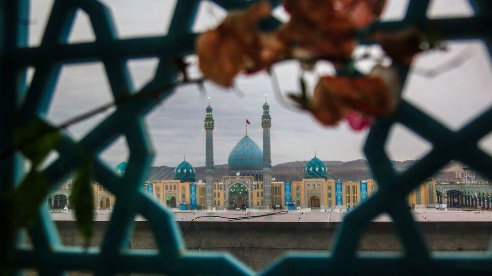 هزار و شصت و هشتمین سالروز بنای مسجد جمکران به امر امام زمان(عج)