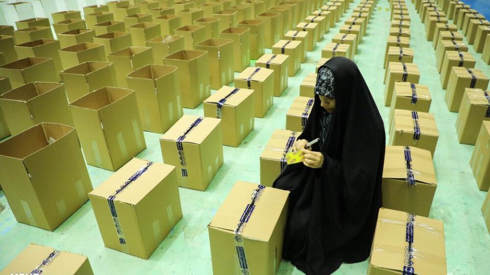 آماده سازی ۲۰ هزار بسته معیشتی جهت توزیع در ۵ استان