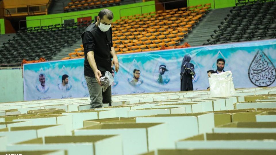 آماده سازی ۲۰ هزار بسته معیشتی جهت توزیع در ۵ استان