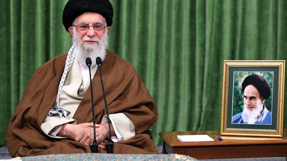 ارتباط تصویری رهبر انقلاب با نمایندگان تشکل‌های دانشجویی