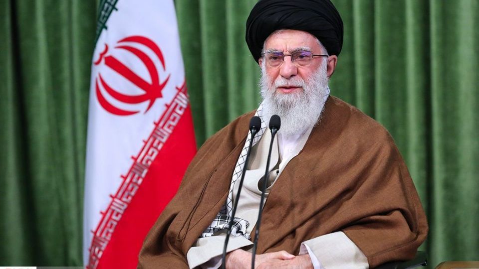 ارتباط تصویری رهبر انقلاب با نمایندگان تشکل‌های دانشجویی