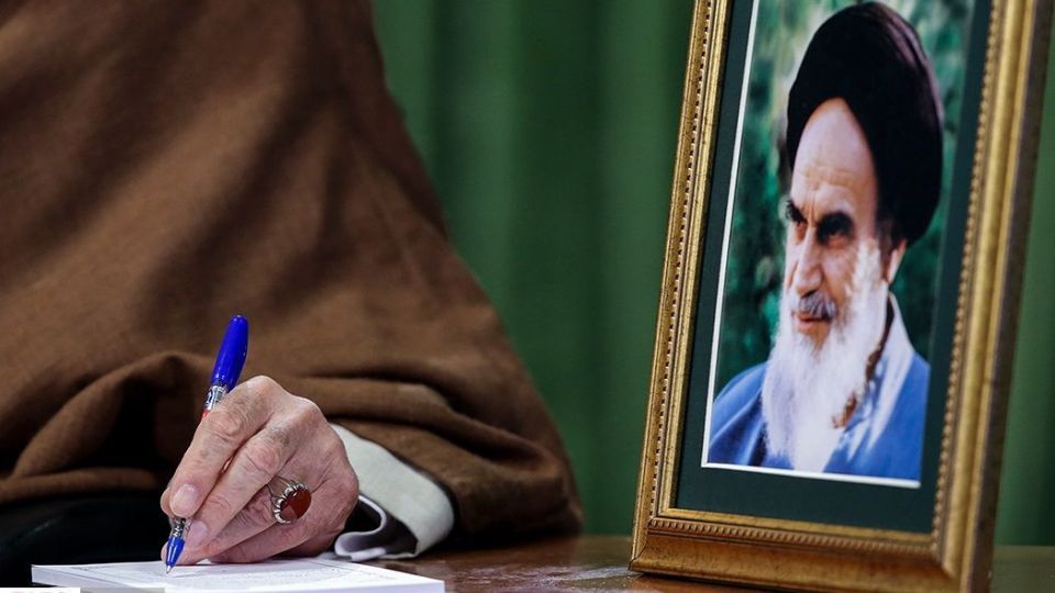 ارتباط تصویری رهبر انقلاب با نمایندگان تشکل‌های دانشجویی