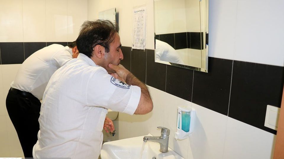 افطار به وقت نجات