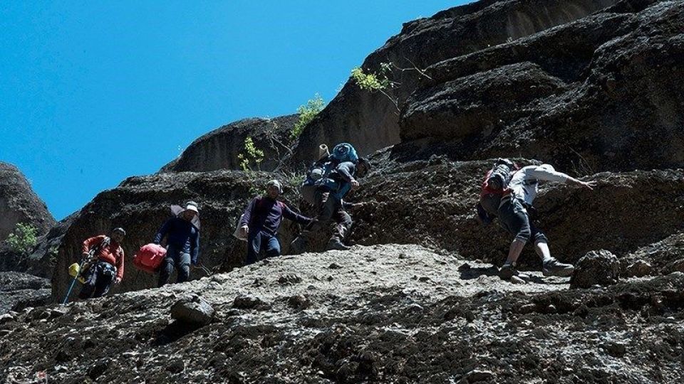 مهراب کوه؛ یکی از زیبایی‌های طبیعت لرستان