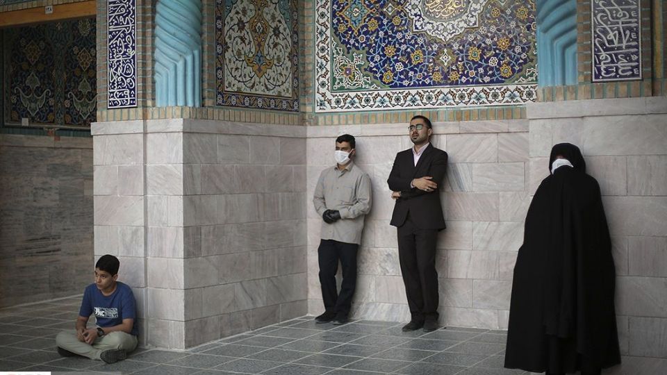 بازگشایی درهای حرم امام رضا(ع)