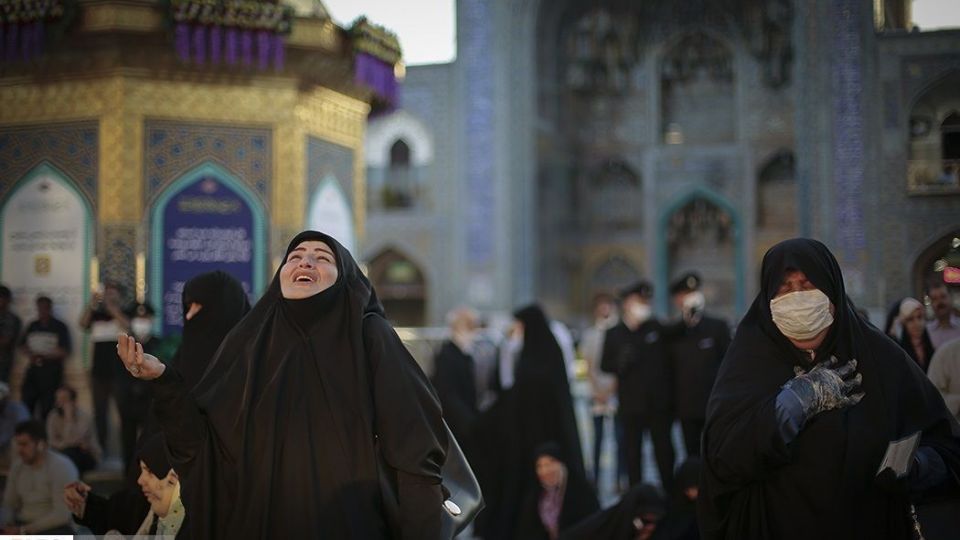 بازگشایی درهای حرم امام رضا(ع)