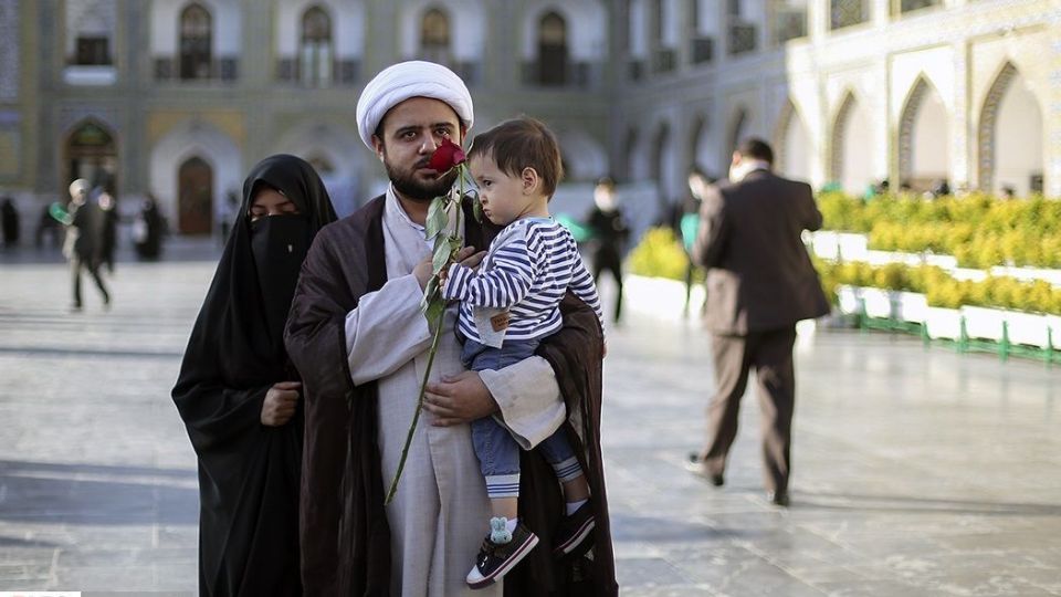 بازگشایی درهای حرم امام رضا(ع)