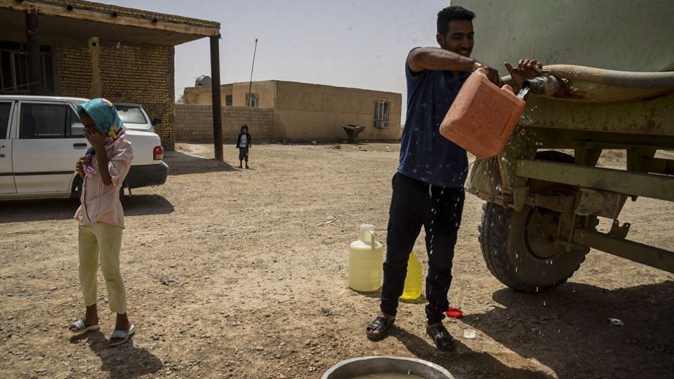 غیزانیه در رنج بی آبی